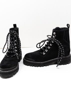 NEW Marc Fisher Lizzie Genuine Suede Lug Sole Ankle Lace Up Booties Shoes Black